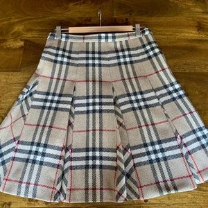 Burberry Pleated Wool Skirt